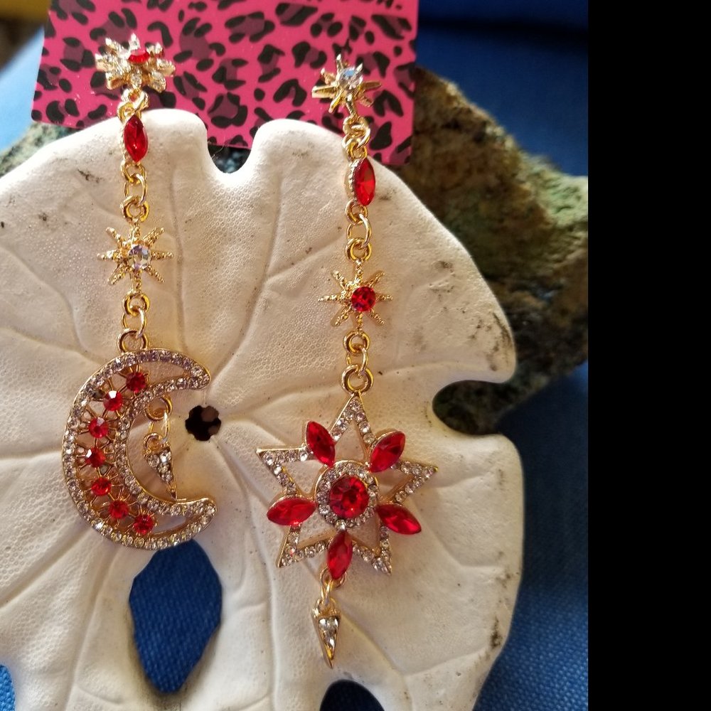 Betsey Johnson Moon & Star Earrings - NWT - Picture 1 of 6